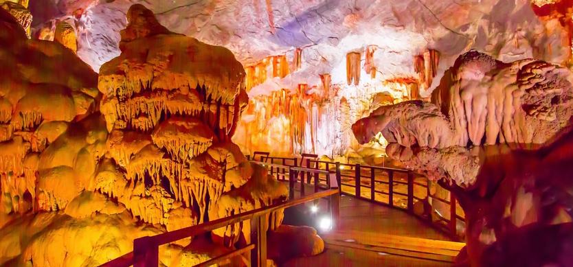 A Legend named Thien Cung Cave