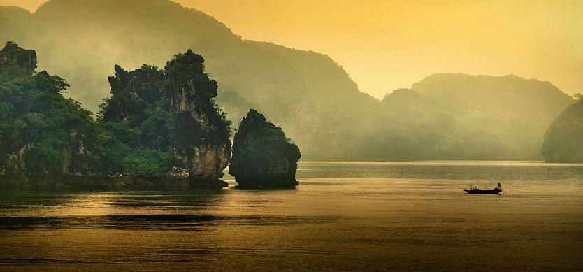 When is the best time to go to Halong, Vietnam