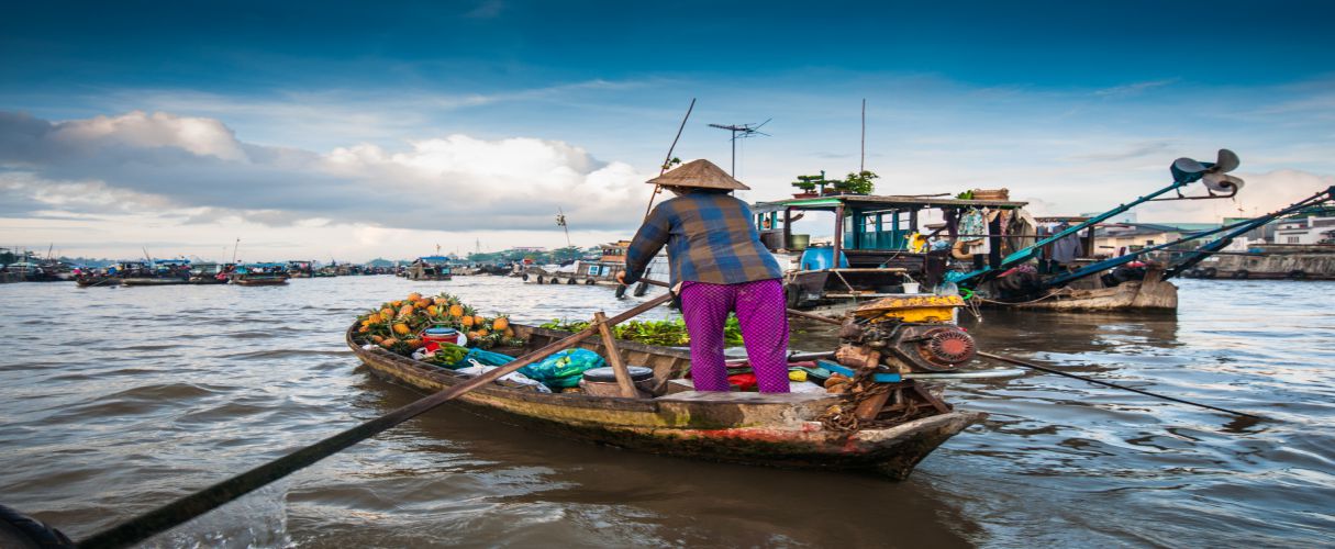Fr-Mekong Delta tour 2 days by Speedboat