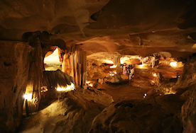 Thien Canh Son Cave
