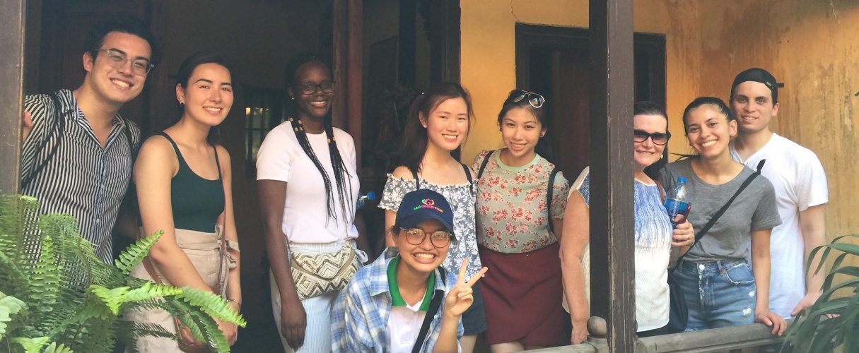 Hanoi Old Quarter and French Quarter Walking Group Tour (Half Day)
