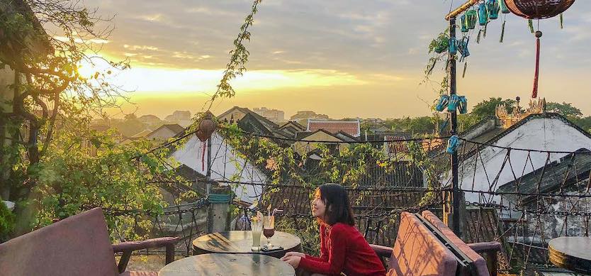 5 sky coffee shops for a panoramic view of the old town of Hoi An