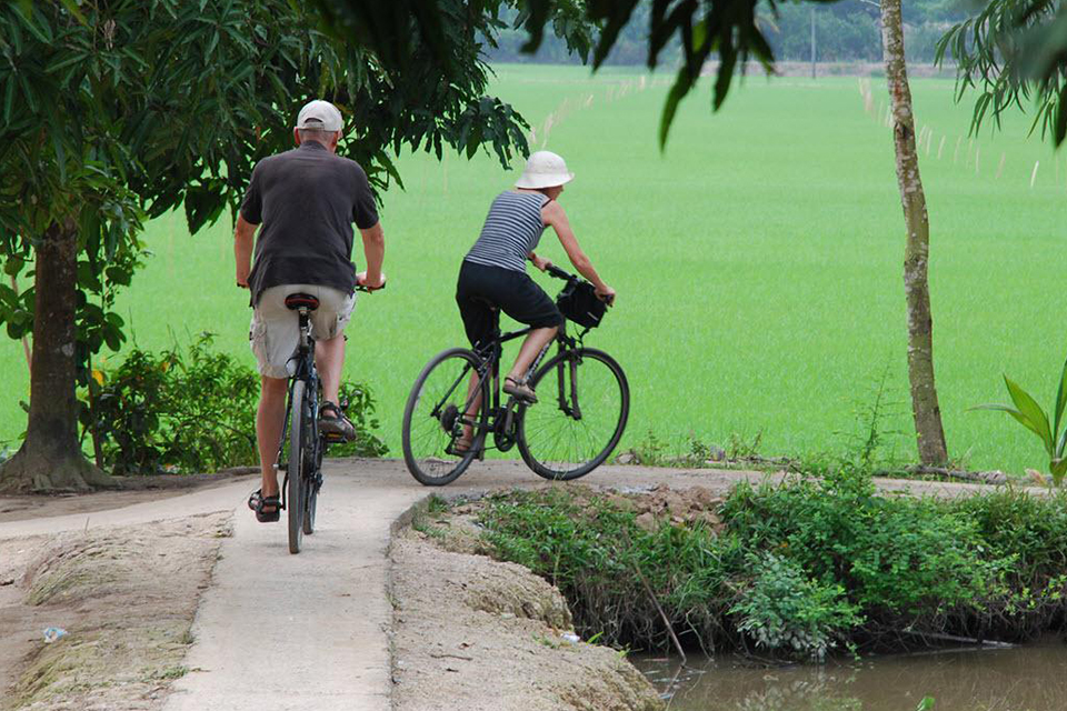 biking-trip-mekong-delta-advanture-tour-1