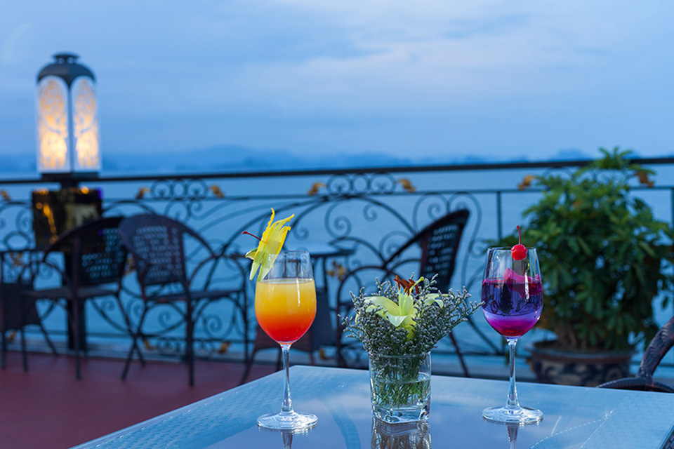 fr-sunset-cocktails