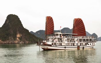 Apricot Premium cruise 2 days/ 1 night