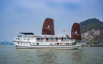 Garden Bay Luxury Cruise 2 days/ 1 night