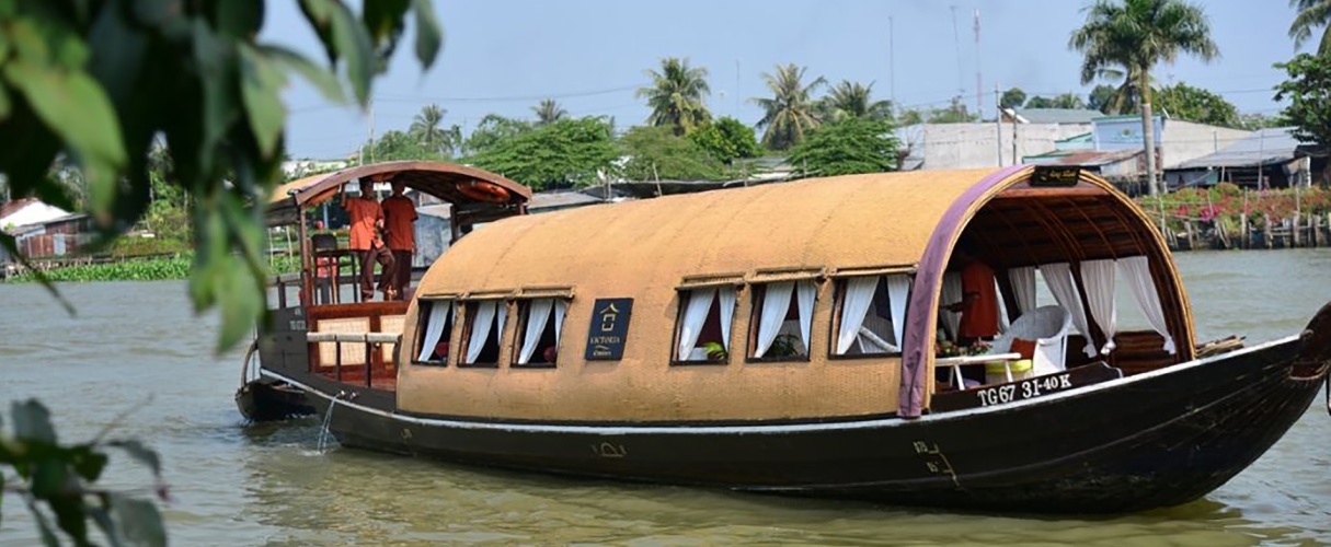 Life on River with Song Xanh Cruise