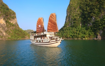 Garden Bay Cruise 2 days/ 1 night