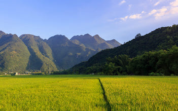 Mai Chau 2 days classic group tour