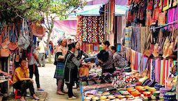 Private tour (overnight in Bac Ha)