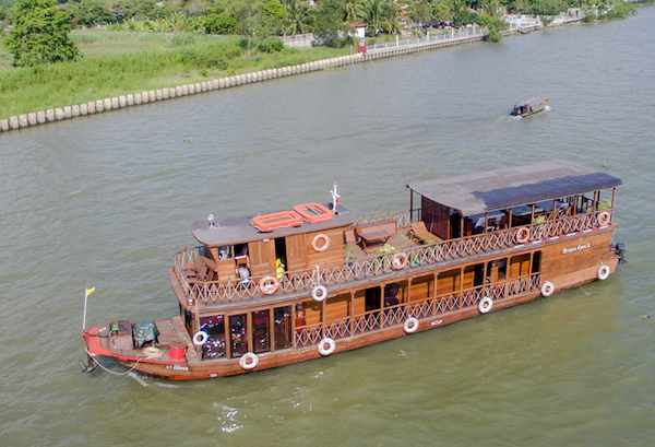 Dragon Eyes Cruise Dragon Eyes Cruise