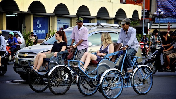 Option 2: Cooking Class + Cyclo Ride + Sunset Cruise