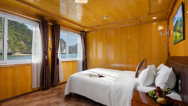 Deluxe cabin