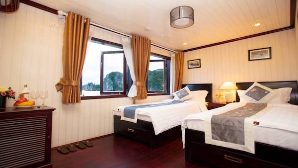 Deluxe cabin