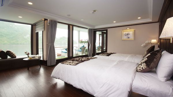 Triple Deluxe Ocean View Balcony