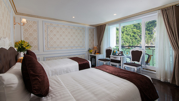 Deluxe cabin