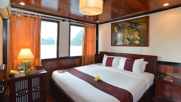 Deluxe cabin