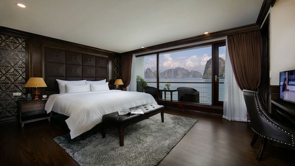 Elegance Suite Balcony