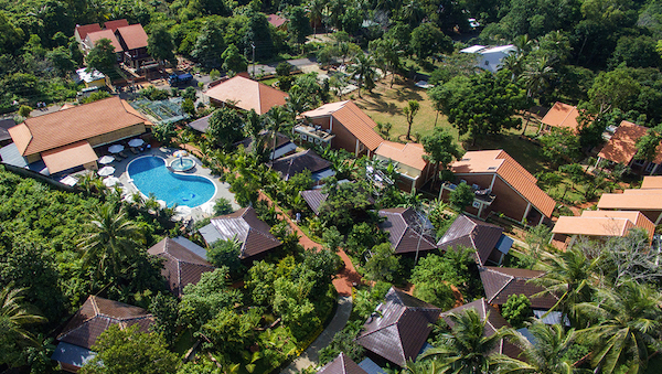 4* beach resort