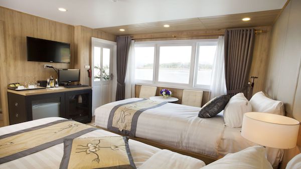 Family Connecting Suite with balcony