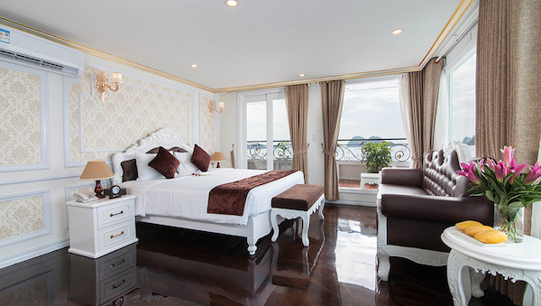 Family Deluxe Connecting