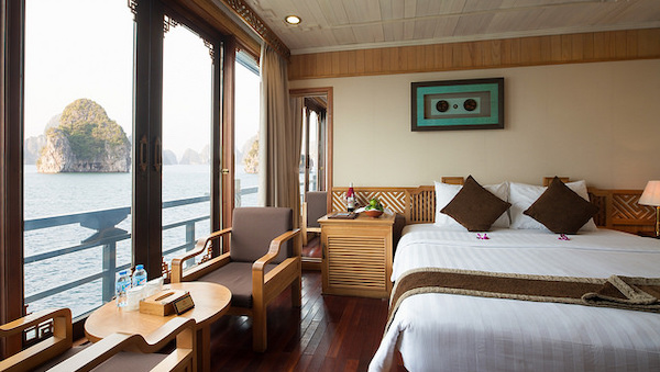 Family suite connecting