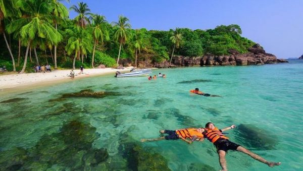 Group tour without lunch