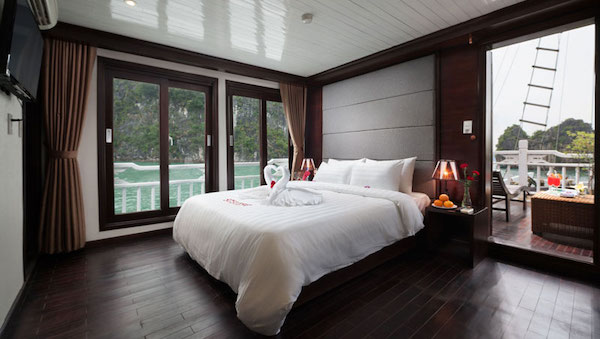 Honeymoon Suite