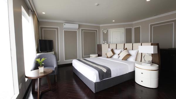 King Terrace Suite
