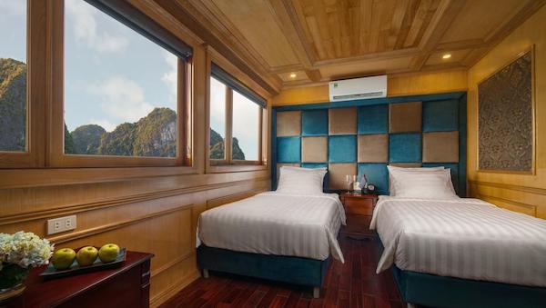 Maya Sapphire cabin