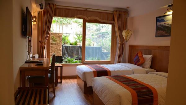 Group tour Sapa, private tour Coc Ly (superior)