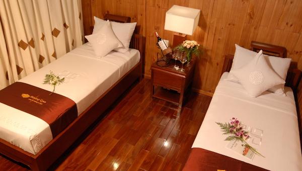 Superior cabin